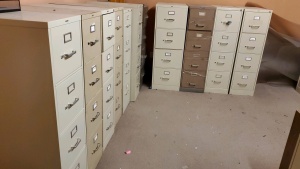 LOT OF 23, 4 DRW FILE CABINETS (LOCATED IN ODESSA TX )