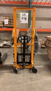 HYDRAULIC LIFT TRUCK 3000KG (WAREHOUSE)