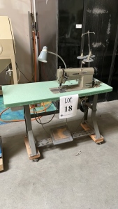 JUKIE SEWING MACHINE MODEL: LH-515 W/ TABLE