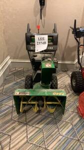 JOHN DEERE 724D SNOWBLOWER 
(LOCATION: MAIN LOBBY SALON 1)