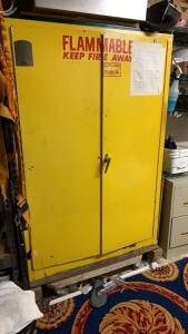 LOT OF ASSTD PARTS ROOM: JUSTRITE FLAMMABLE STORAGE CABINET 60 GALLONS MODEL: P160, JUSTRITE FLAMMABLE STORAGE CABINET 30 GALLON LIGHT BULBS, TOOLS, PLUMBING SUPPLIES, CARTS & LADDERS (LOCATION: FIRST FLOOR BY MAIN LOBBY BY ELEVATOR BUCHANAN CLEAVELAND RO