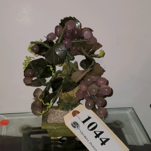 9” CARVED JADE “SMALL GRAPE VINE”