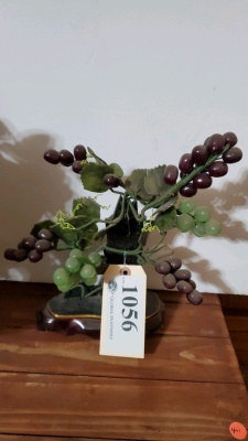 12” CARVED JADE “GRAPE VINE”