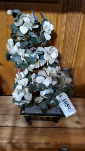 24” CARVED JADE “FLOWERS”