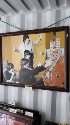 FRAMED BEATLES CANVAS PRINT (44X34)