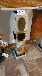 ONYX DECO STYLE DISPLAY PEDESTAL (39X21)