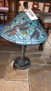 23” LEADED GLASS TABLE LAMP TIFFANY STYLE