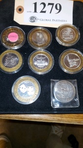 LOT OF 8 ASSORTED COINS