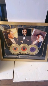 FRAMED MEMORABILIA OF FRANK SINATRA (30.5X24.5)