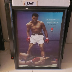 FRAMED PICTURE OF ALI VS. LISTON FIGHT (20.5X28)