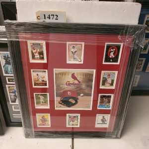 FRAMED MEMORABILIA OF CARDINALS BASEBALL CARDS (23X27)