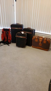 LOT OF 5 ASSORTED SUIT CASES