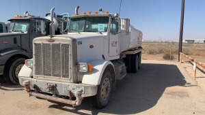 2004 PETERBILT WATER TRUCK 4000GAL. MODEL: 378 W/ CAT ENGINE C11 MILES: 125,271, VIN: 1XPFDT9XX4D833429 UNIT NO, 156 (ALLOW 14 DAYS FOR TITLE TO BE DELIVERED)
