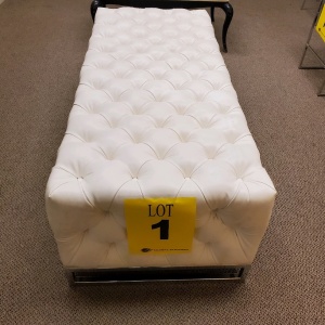 60in WHITE TUFTED BUTTON BENCH