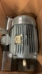 BALDOR MOTOR HP:10/7.5, VOLTS:230/460/190/380, RPM: 3500/2900 MODEL: EM7174T-I