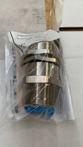 LOT (450) CMP PRODUCTS 1 1/2" NPT N. PLTD GLAND, BRASS NICKEL PLATED, MODEL: 50SPXSS2K1RA535