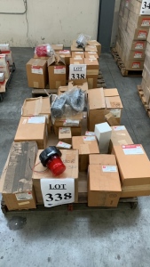 LOT OF (2 PALLETS) ASSTD FEDERAL SIGNAL STROBE LIGHTS, SPEAKERS, ELECTRARAY, SELECTONES MODEL: 131ST-120R, 131ST-012-024R, 131DST-120R, AM300, 300GCX-024, 225XST-012-024C, 225XST-120C, 225-120C