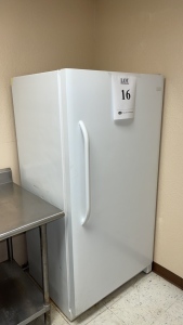 FRIGIDAIRE REFRIGERATOR MODEL FFRU17B2QWD (KITCHEN 2ND FLOOR)