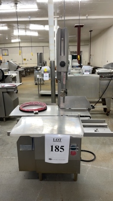 BIRO MODEL 3334-SS 16" VERTICAL STAINLESS STEEL MEAT BAND SAW (MEAT CUTTING AREA)