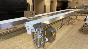 STAINLESS STEEL POWERED CONVEYOR APPROX.: 277" X 39" WITH 12" PLASTIC CHAIN, (1) MOTOR, CONTROL PANEL AND BUILT IN CHAIN WASH STATION (BAKERY 1)