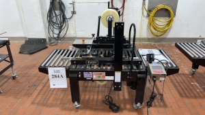 EASTEY INDUSTRIAL CASE TAPING SYSTEM MODEL SB-2EX WITH SQUID INK COPILOT 128A CONTROLLER AND COPILOT INK JET PRINTER (PIE ROOM)