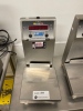 GSE 351 CHECKWEIGHER 10 POUND CAPACITY SCALE (SCALE ROOM)