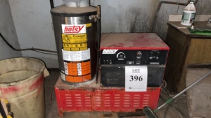 HOTSY MODEL 992SS GAS HOT WATER PRESSURE WASHER (TRUCK SHOP)