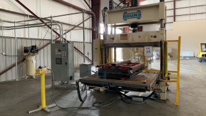BRUNO MODEL: FH75T 4-POST PLATEN PRESS CAPACITY: 75 TONS, POWER SUPPLY: 480 VAC, FREQUENCY 60HZ, TOTAL AMPS 31A, ELECTRICAL SCHEMATIC ELECTRIC E -305, HOURS: 17252