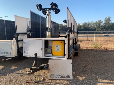 2014 SCT 20 Hybrid - Mobile Solar Generator From DC Solar consist of: 2 Light Tower, Kubota GL 7000, 2 SMA Converters, Midnight Classic controller, 2 x 48v Batteries, Fuel Tank and 10 Solar Panels, Vin: 4HXSC1720FC172338 (BROKEN DOOR HINGE, DENT, TIRES NE