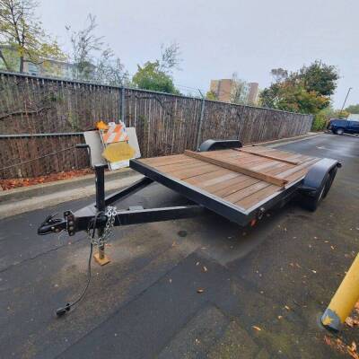 2012 Flatbed 17' Trailer, Vin # 4HXSC1620CC162437 (Located at  CHP, 6100 Labath Ave, Rohnert Park CA 94928) Please allow 10 – 12 weeks for the delivery of titles.