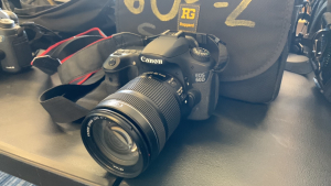 CANON EOS 60D WITH EFS 18-135MM LENS AND BAG (LOCATION: CECILIA HALL)