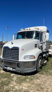 2012 Mack Pinnacle CXU613 Truck