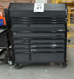 HUSKY HEAVY DUTY 15 DRAWER COMBINATION ROLLING TOOL CABINET MODEL: H52CH6TR9HDV3 (NO KEYS)