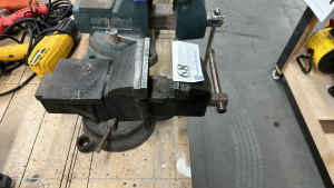 4 1/2" VISE