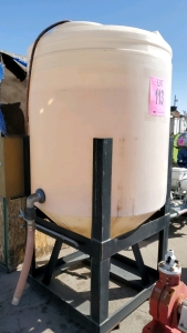 480 gal. LIQUID STORAGE TANK