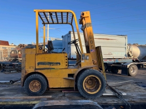 ACP 40 PS GAS FORKLIFT 5000LBS NO KEY