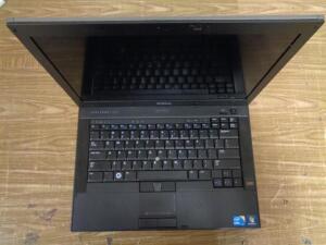 DEL LATITUDE E6410 LAPTOP CORE i5 250 GB HD, 3 GB RAM W/ WINDOWS 10PRO