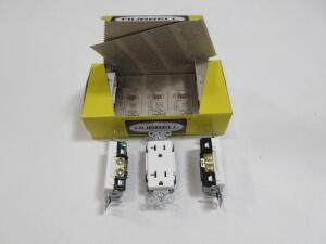LOT 0F (2900) HUBBEL DR20WHI DECO DUPLEX RECEPTACLE, WHITE STYLE LINE SERIES, 20A-125V, (NEW)