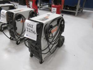 HOBART IRON MAN 230 WELDER