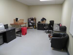 LOT ASST'D OFFICE CHAIRS, MICROWAVES, MINI FRIDGE, KENMORE WASHER/DRYER, MODULAR PANELS