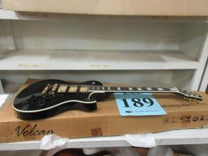 PEAVEY SC-3 ELECTRIC GUITAR, (CUSTOMER RETURNS), (LOCATION SEC.9)