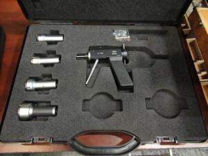 MAHR 844A SELF CENTERING PISTOL GRIP BORE GAGE