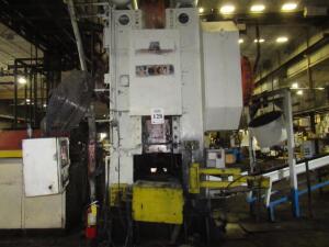 1991 MANZONI SR 1300 1300-METRIC TON STRAIGHT SIDE FORGING PRESS, WITH AIR CLUTCH AND BRAKE, AIR COUNTER BALANCE, (3) LOWER DIE HOLDERS, FOOT PEDAL CO