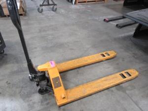 5500 LBS PALLET JACK DELAY PICK UP 8/29/19 ( LOCATED AT 1945 BURGUNDY PL ONTARIO CA 91761)