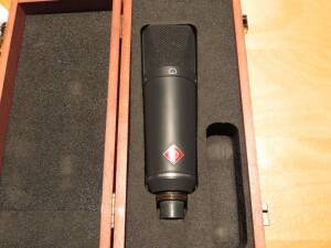 NEUMANN MICROPHONE MODEL: TLM193 P48 (STUDIO 1) (6520 SUNSET BOULEVARD HOLLYWOOD CA 90028)