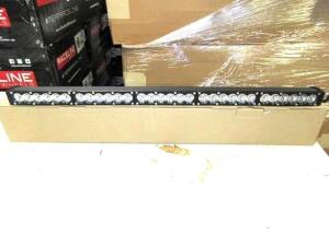 LOT OF 10 AVEC 31'' COWL LED LIGHT BAR (LOCATED AT 4502 BRICKELL PRIVADO, ONTARIO CA 91761)