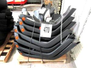 LOT OF 12 JEEP JK STOCK FRONT FENDER (LOCATED AT 4502 BRICKELL PRIVADO, ONTARIO CA 91762)